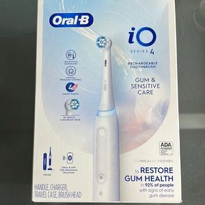 Oral b electric toothbrush